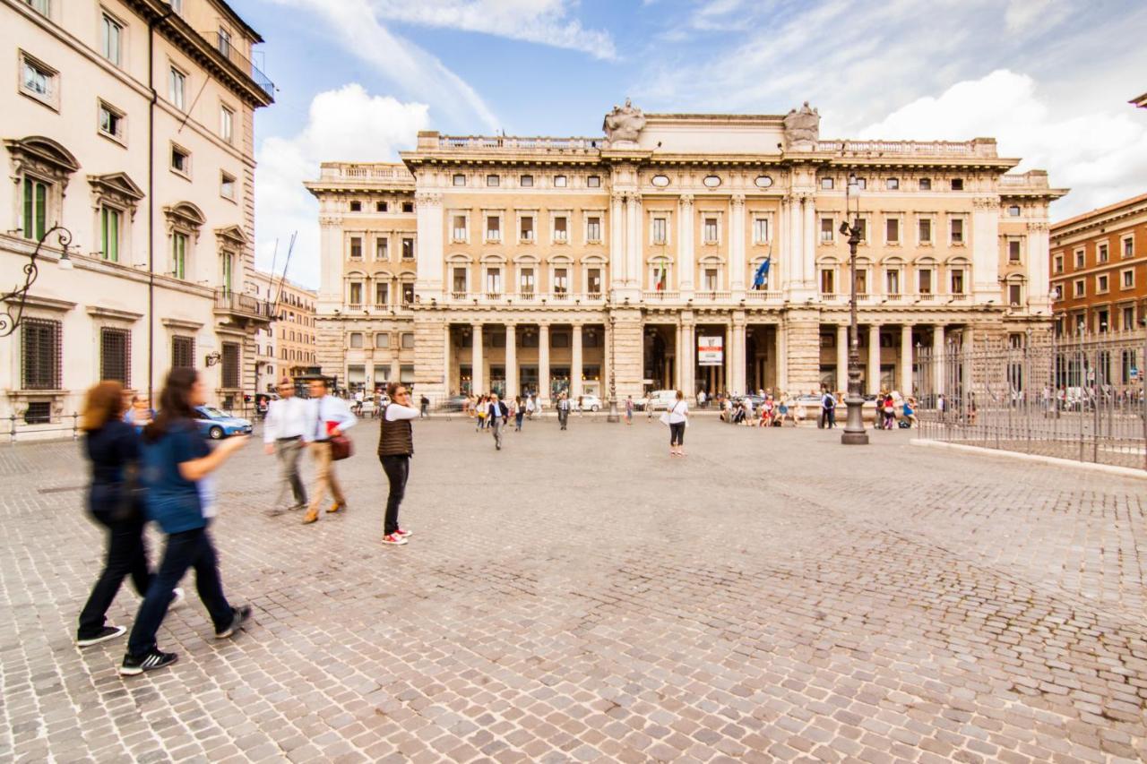 Room 94 Piazza Di Spagna ローマ エクステリア 写真