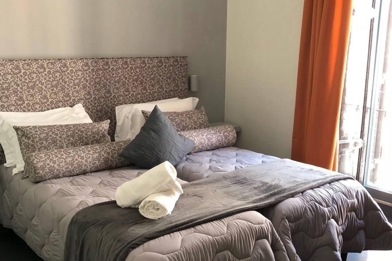 Room 94 Piazza Di Spagna ローマ エクステリア 写真