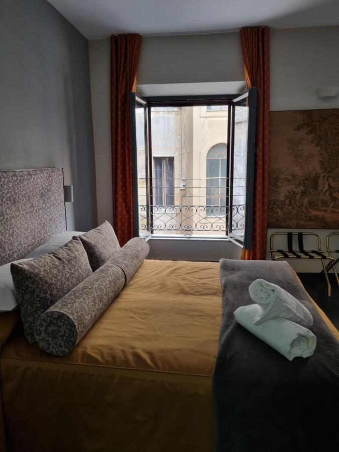 Room 94 Piazza Di Spagna ローマ エクステリア 写真