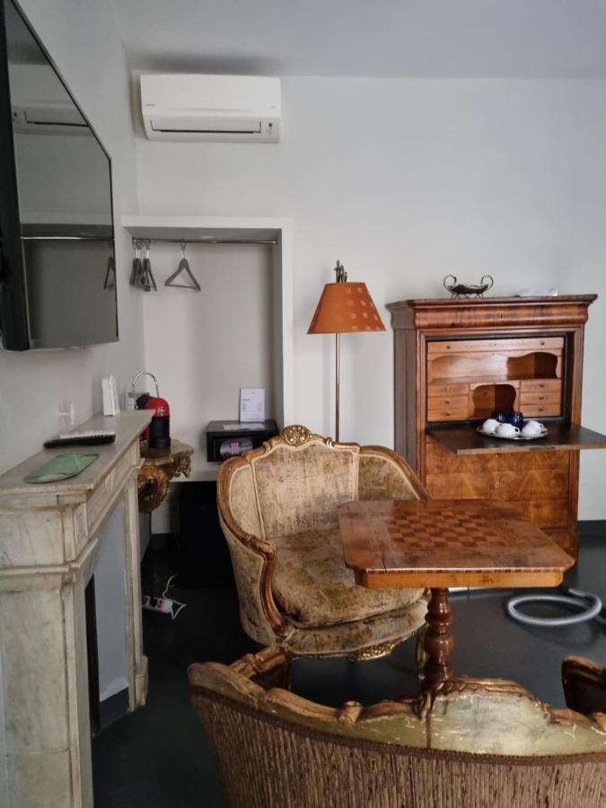 Room 94 Piazza Di Spagna ローマ エクステリア 写真