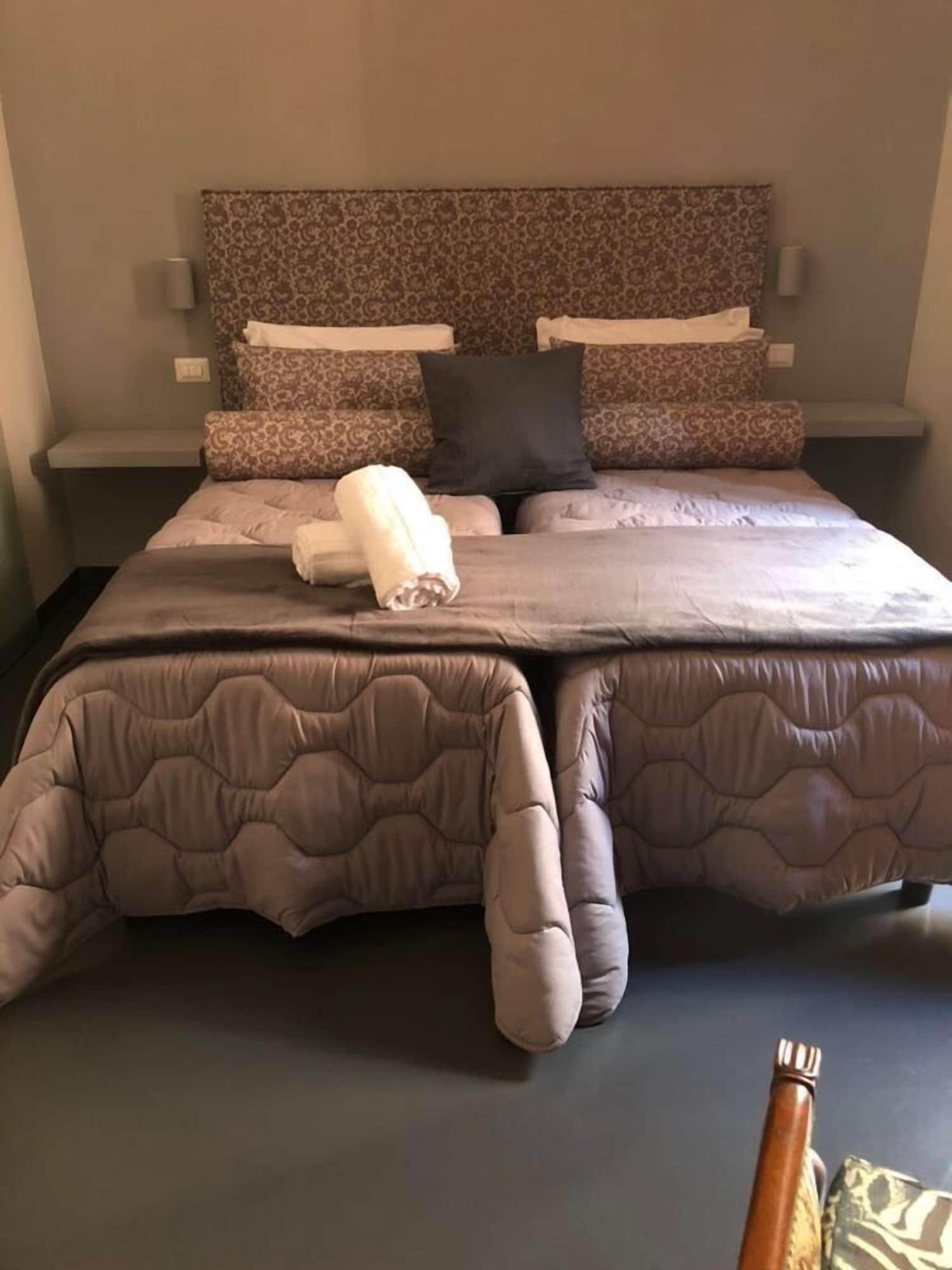 Room 94 Piazza Di Spagna ローマ エクステリア 写真