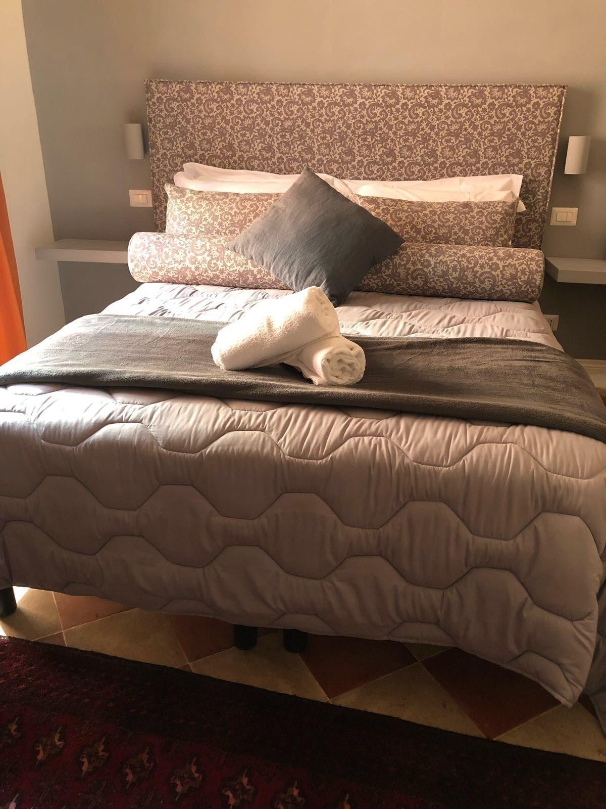 Room 94 Piazza Di Spagna ローマ エクステリア 写真