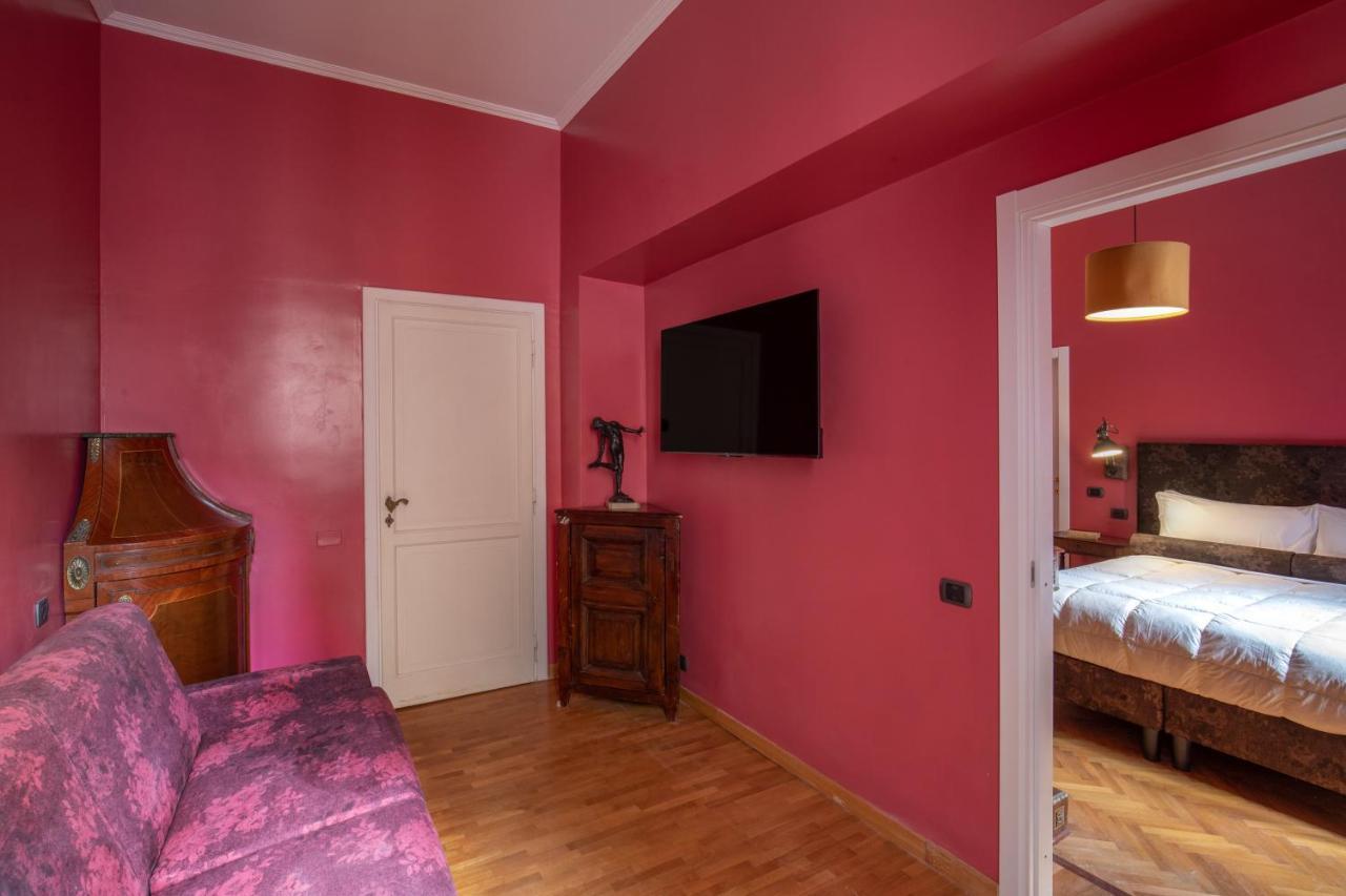 Room 94 Piazza Di Spagna ローマ エクステリア 写真