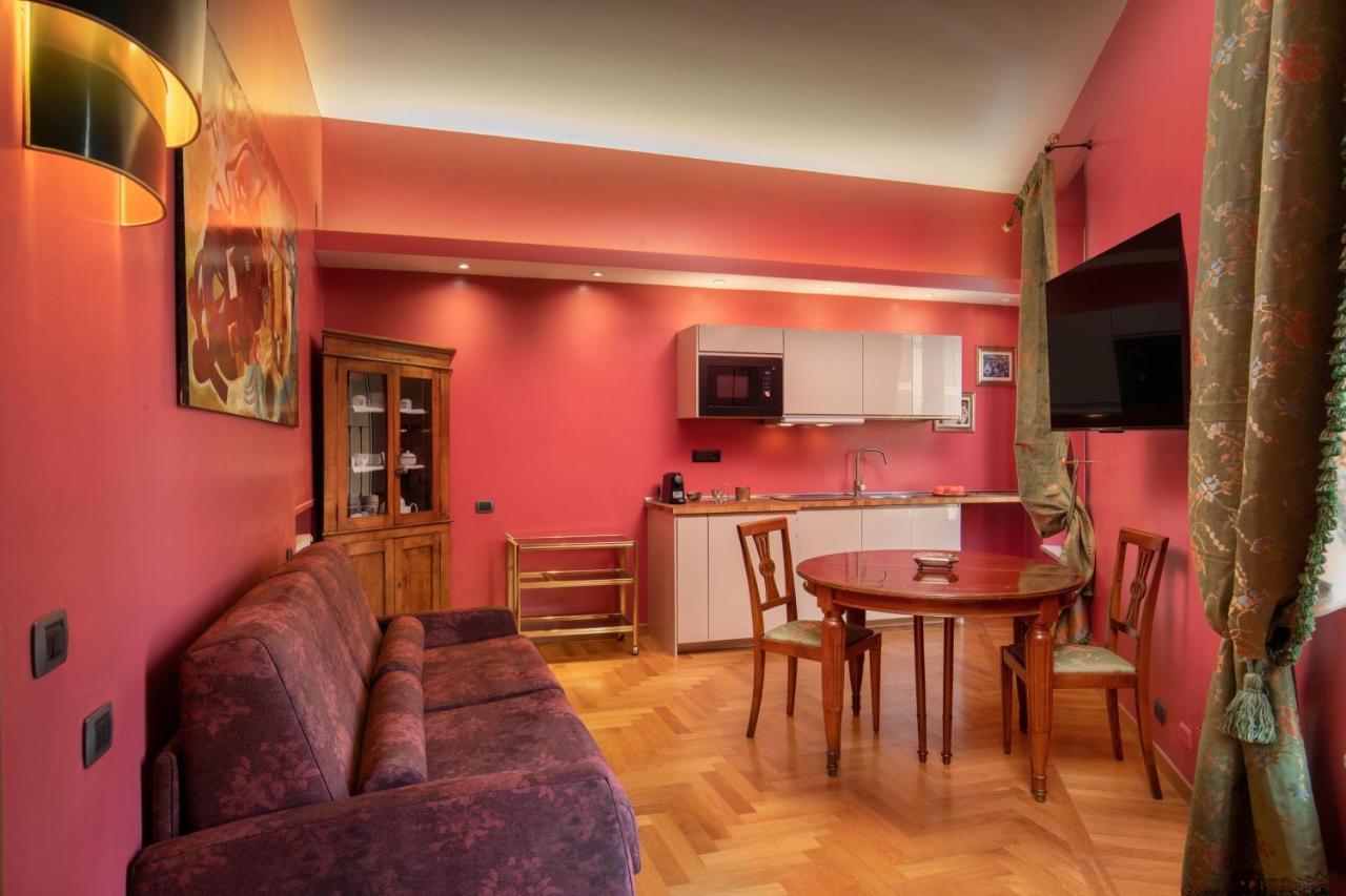 Room 94 Piazza Di Spagna ローマ エクステリア 写真