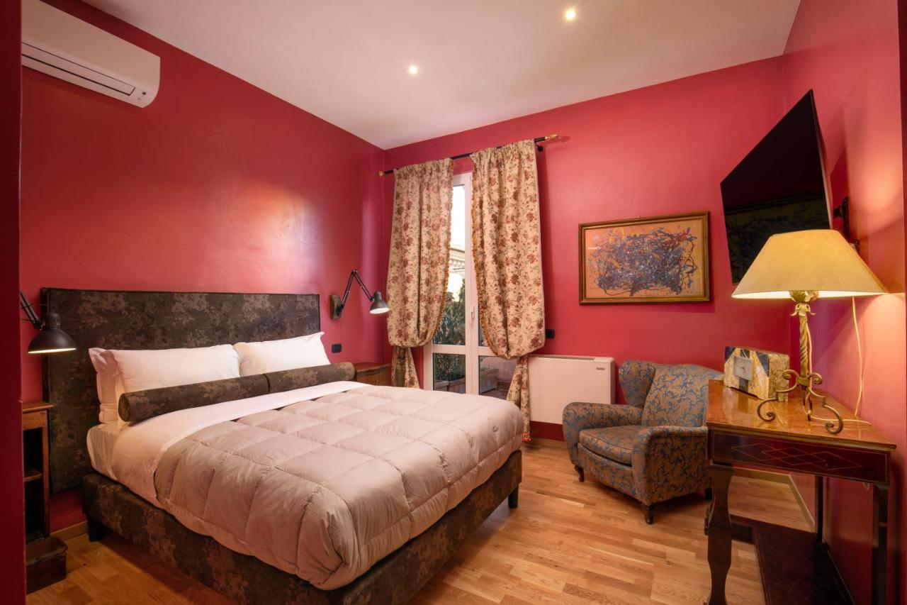 Room 94 Piazza Di Spagna ローマ エクステリア 写真